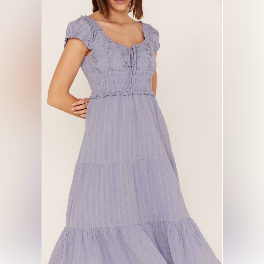 Heartloom midi dress in lavender size small size 4
